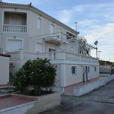 Traditional In Nature Apartment Kouvalata