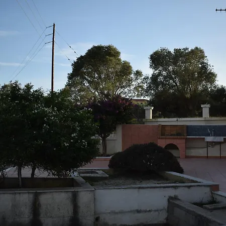 شقة Traditional In Nature *